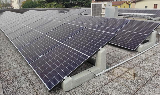 Poste in Friuli Venezia Giulia: attivati due nuovi impianti fotovoltaici negli uffici 